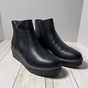 CLARKS Airabell Zip Black Smooth Leather 7.5 B New No Box
